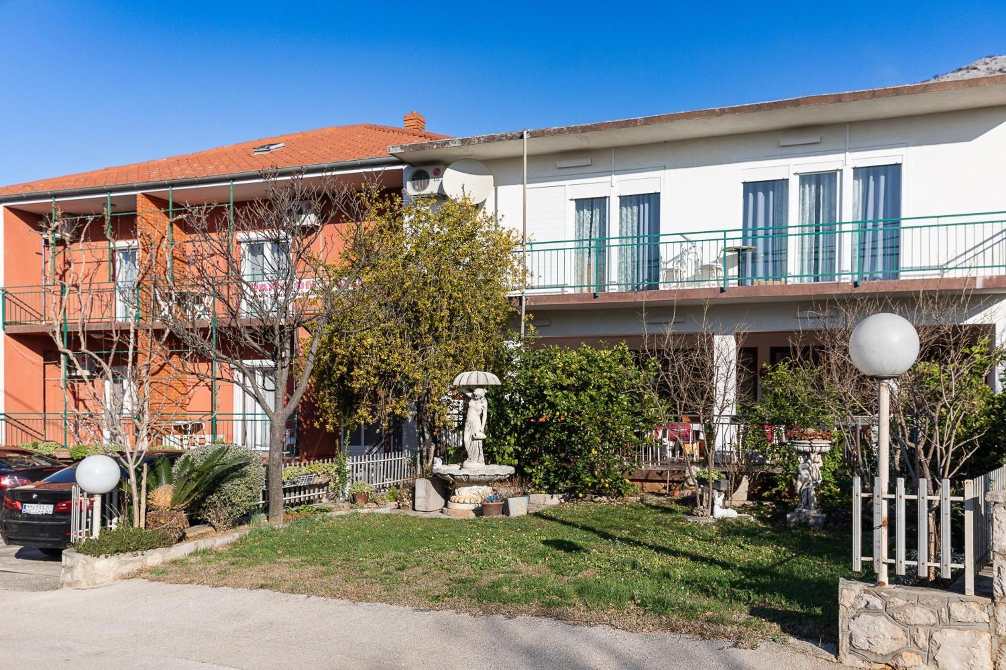 Tinka, No 7 Apartment Starigrad Paklenica
